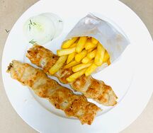 Люля-кебаб из курицы и картофель фри