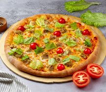 Пицца Цезарь с курицей