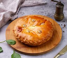 Пирог со свининой и луком