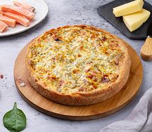 Киш с семгой, брокколи и сыром