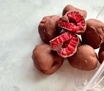 Малина в шоколаде