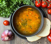 Куриный суп с лапшой