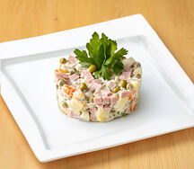 Салаты в ассортименте