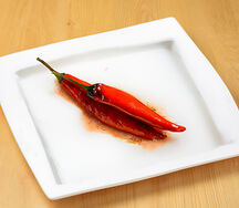 Перец острый на углях