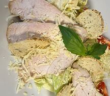 Цезарь с курицей