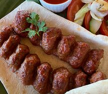 Люля-кебаб из курицы с домашним томатным соусом