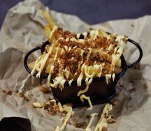 Картофель фри с Сырным соусом и луком фри