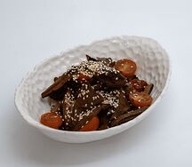 Теплый салат Баклажан с мясом