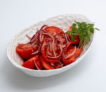 Томаты в гранатовом соусе