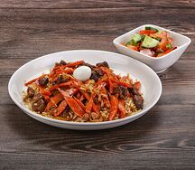 Плов с салатом