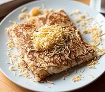 Блинчик с ветчиной и сыром