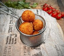 Хрустящие шарики с халапеньо