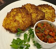 Драники из картофеля с грибным соусом