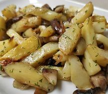 Картофель, обжаренный с лучком