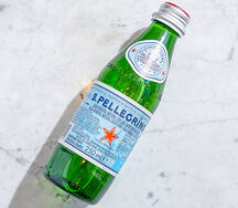 Итальянская газированная вода San Pellegrino
				
				