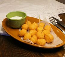 Сырные колобки