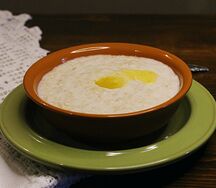 Каша овсяная на молоке с маслом