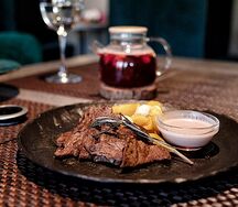 Подкопченная говядина с картофелем