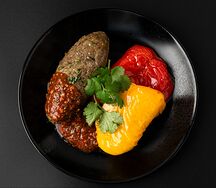 Люля-кебаб из говядины с запечёнными перцами