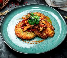Драники с курицей и сладким перцем