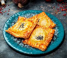 Пирожки с картофелем и грибами