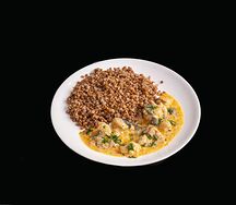 Фрикасе из куриного филе с гречкой