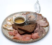 Мясное ассорти