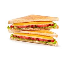 Сэндвич сырный с омлетом