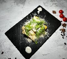 Кальмар с запеченным картофелем