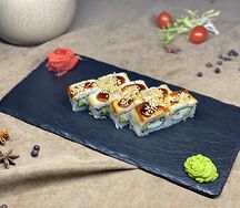 Ролл Филадельфия с угрем