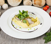 Бефстроганов с пюре