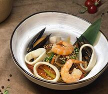 Удон с морепродуктами