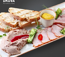Фермерская тарелка с паштетом