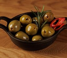 Острые оливки