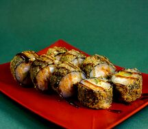 Жареный ролл с креветкой