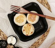 Сырники классические со сметаной