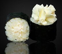 Ролл с крабом и сыром