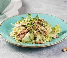 Салат с куриной грудкой