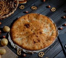 Осетинский пирог с картофелем и сыром