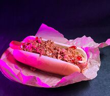 Хот дог с беконом