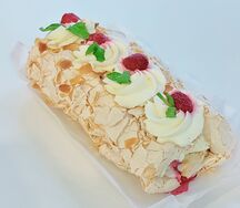 Меренговый рулет 