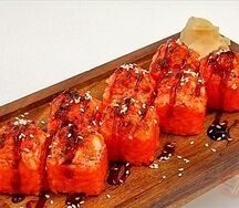 Запеченная калифорния с угрем