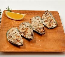 Мидии запеченные в жюльен соусе