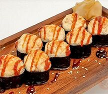 Запеченный сливочный чикен ролл