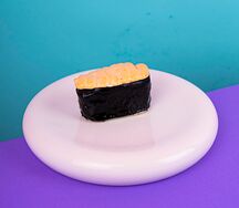 Острые суши с кальмаром