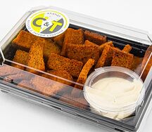 Гренки с чесночным соусом
