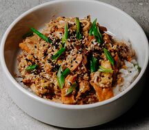 Японский омлет с рисом и лососем