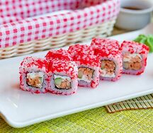 Ролл с лососем терияки