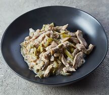 Бефстроганов из свинины