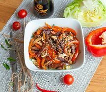 Теплый салат с говядиной